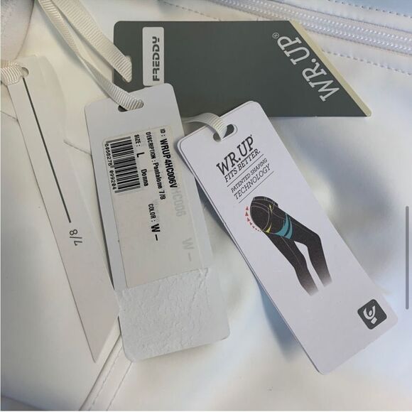 FREDDY WR.UP white faux leather vegan High Waisted 7/8 Length leggings Sz L NWT - Picture 6 of 10